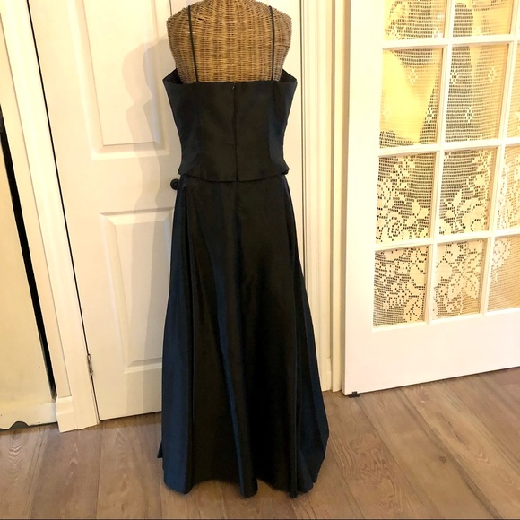 🇨🇦 Ball Gown Black tie event , maxi , fit & flair , spaghetti stripe - Picture 12 of 14